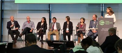 Panel on peatland protection at the Global Landscape Forum 2017 (Photo: Dianna Kopansky)